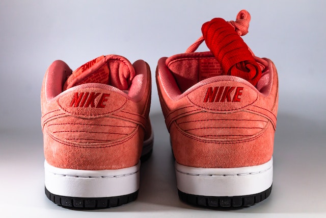 Czym wyróżniają się buty Nike SB